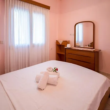 Majestic View Just Under Meteora Unesco Site Feriehus Kalambaka