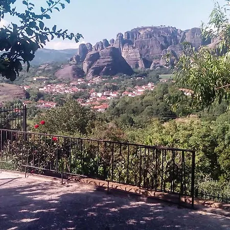 Holiday home Majestic View Just Under Meteora Unesco Site *